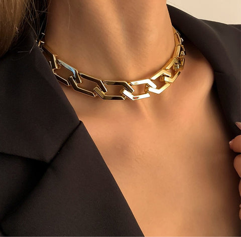 Chunky Chain Choker Necklace